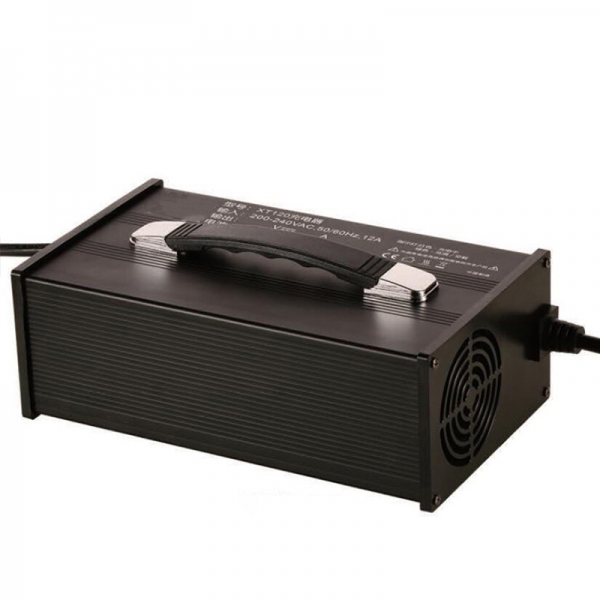 KRE-C100013447,134.4V 7A 1000W Li-Ion Battery Charger